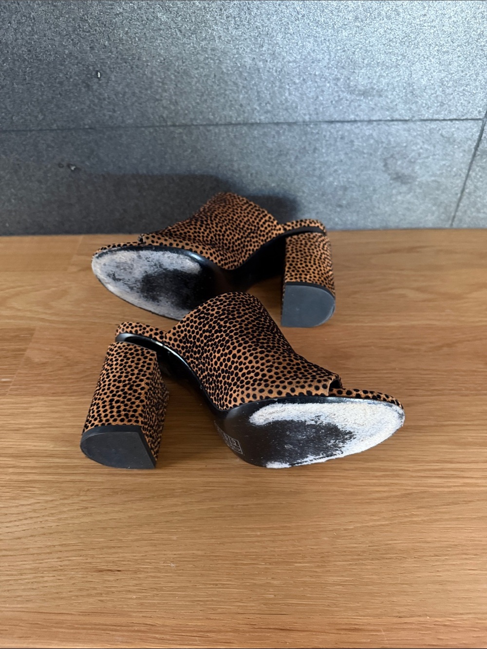 Alexander Wang Tan and Black Speckled Open-Toe Slide Heels - Picture 4 of 4